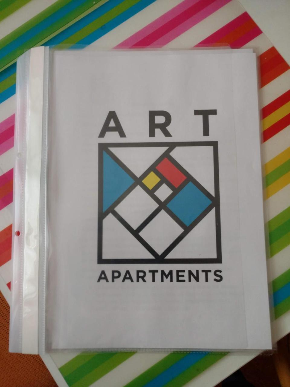 ריבנה Three Bedroom Stepana Bandery Street מראה חיצוני תמונה